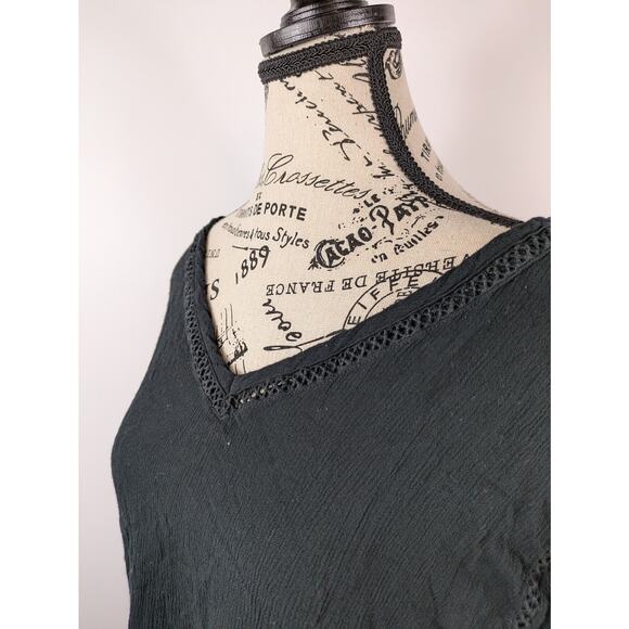 Buffalo David Bitton Womens 2XL Blouse Black XXL Slinky V-Neck Cut-Out Short Sl - Picture 5 of 12